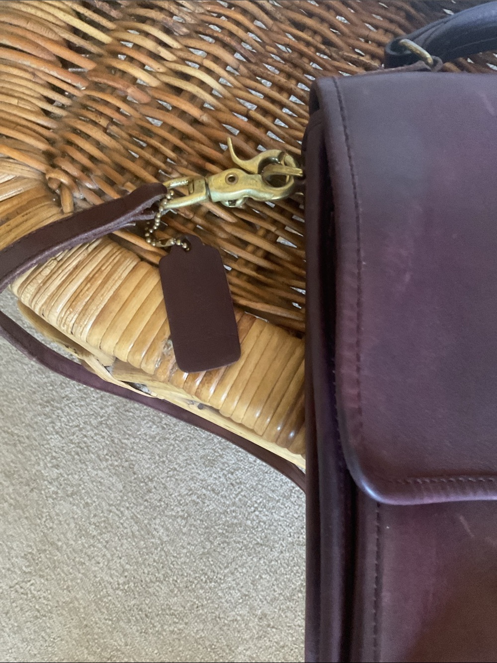 Vintage Coach Station Bag in Mahogany brown leather, style number 5130 - Picture 9 of 13